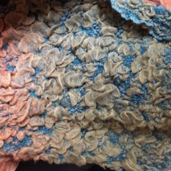 Unique Peacock Teal Infinity Scarf *NEW* - Picture 9 of 14